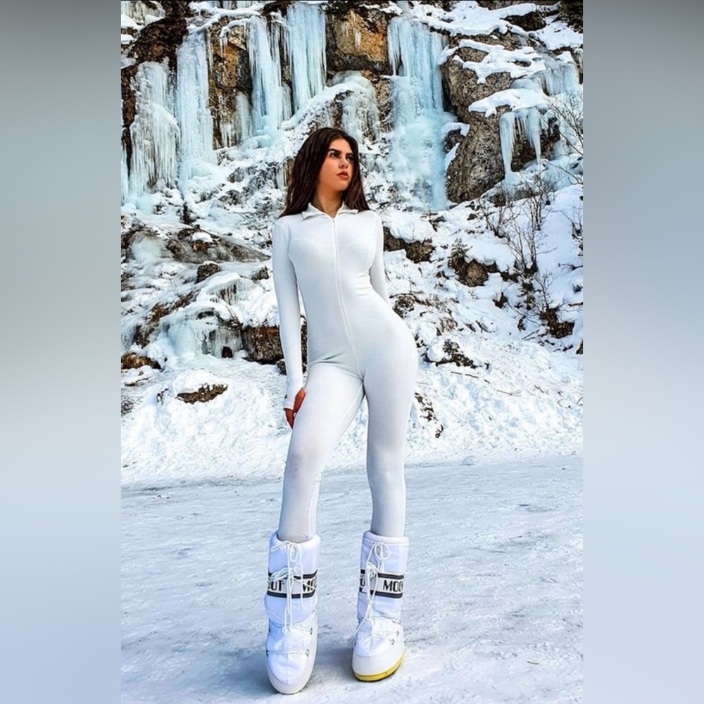 Brand New Moon Boot Icon Snow Boots "White" Sz 39/41 EU